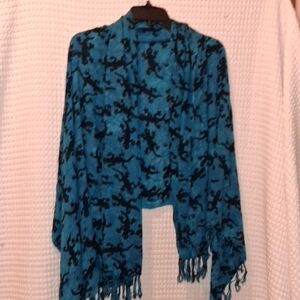 Serong Blue and Black Vetsatile Wrap